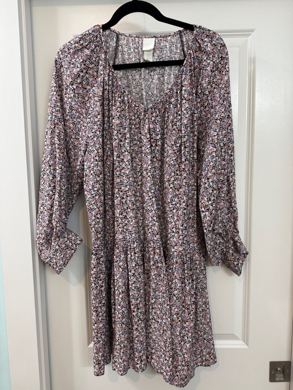H&M Lavender Floral Tiered Babydoll Mini Dress size Small - Picture 3 of 6
